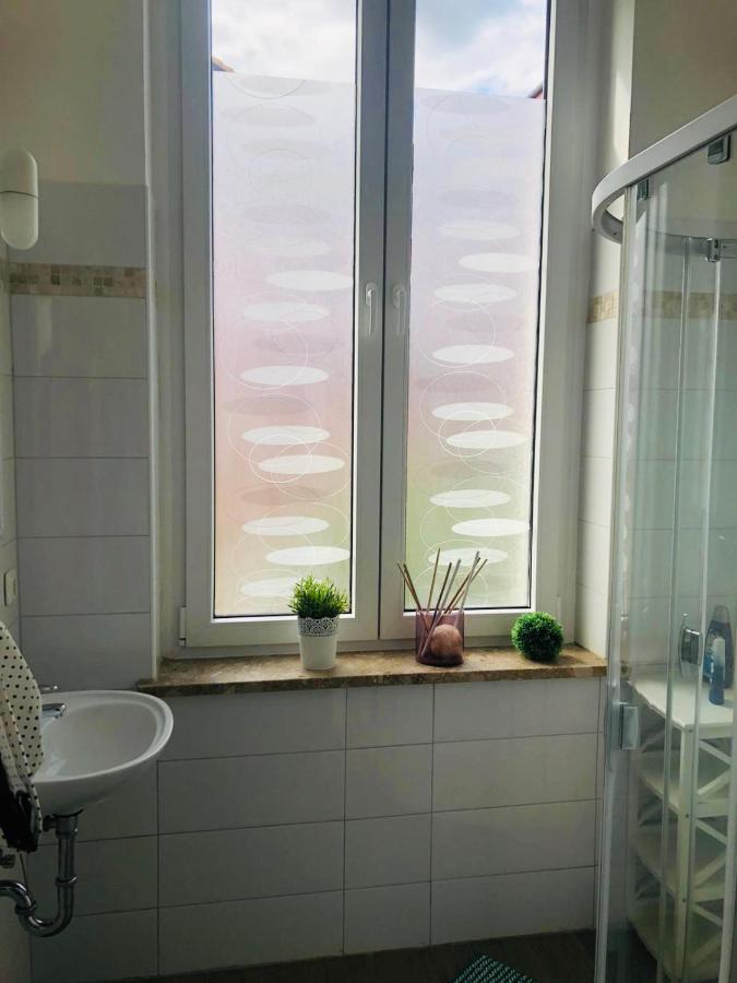 Villa Hanseart Luebeck - Privatzimmer In Zentraler Lage Екстериор снимка