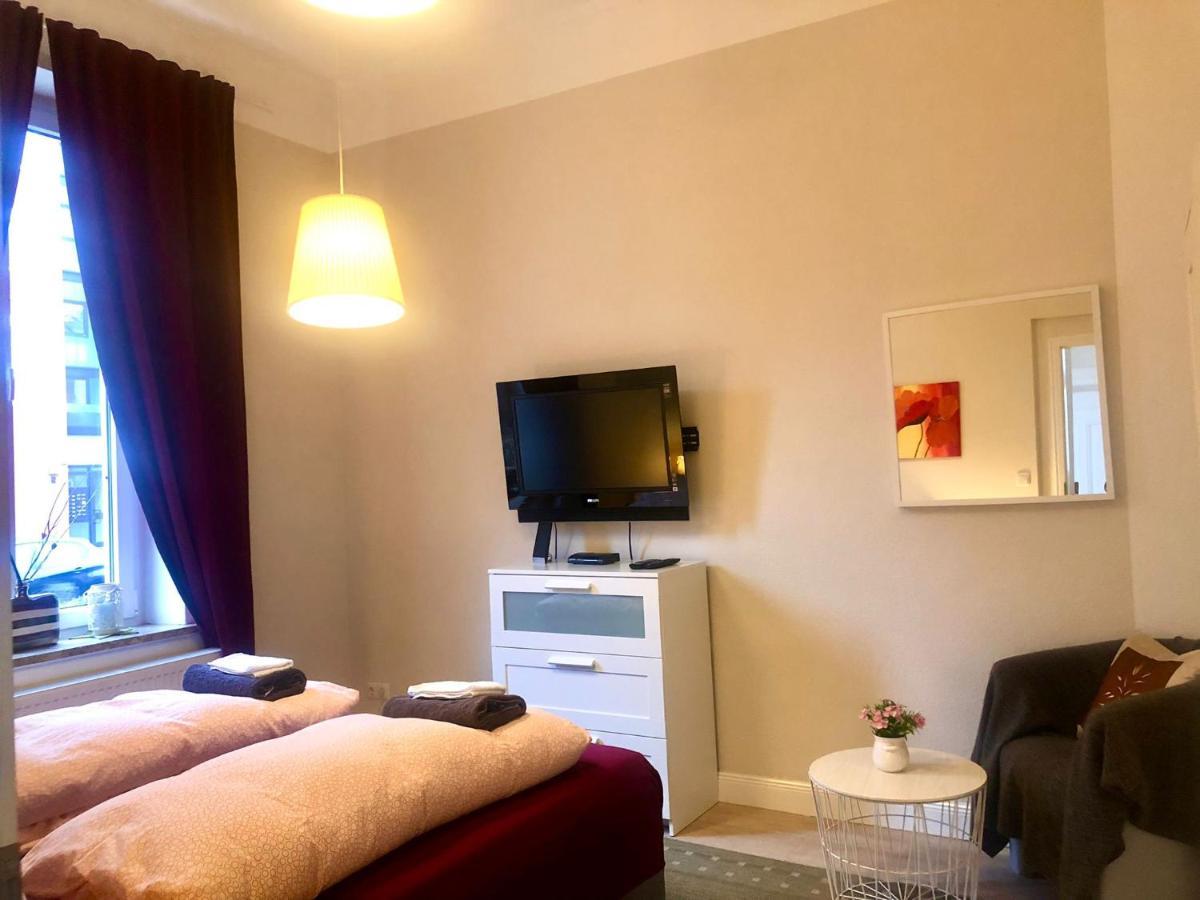 Villa Hanseart Luebeck - Privatzimmer In Zentraler Lage Екстериор снимка